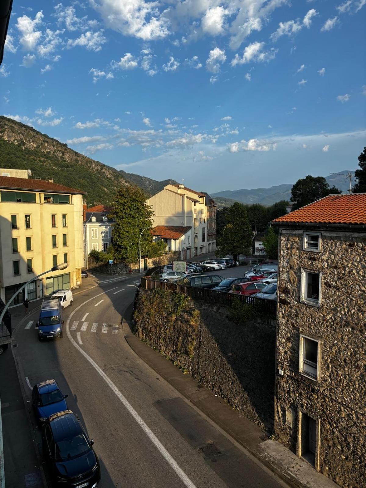 Appartement A Foix Bagian luar foto